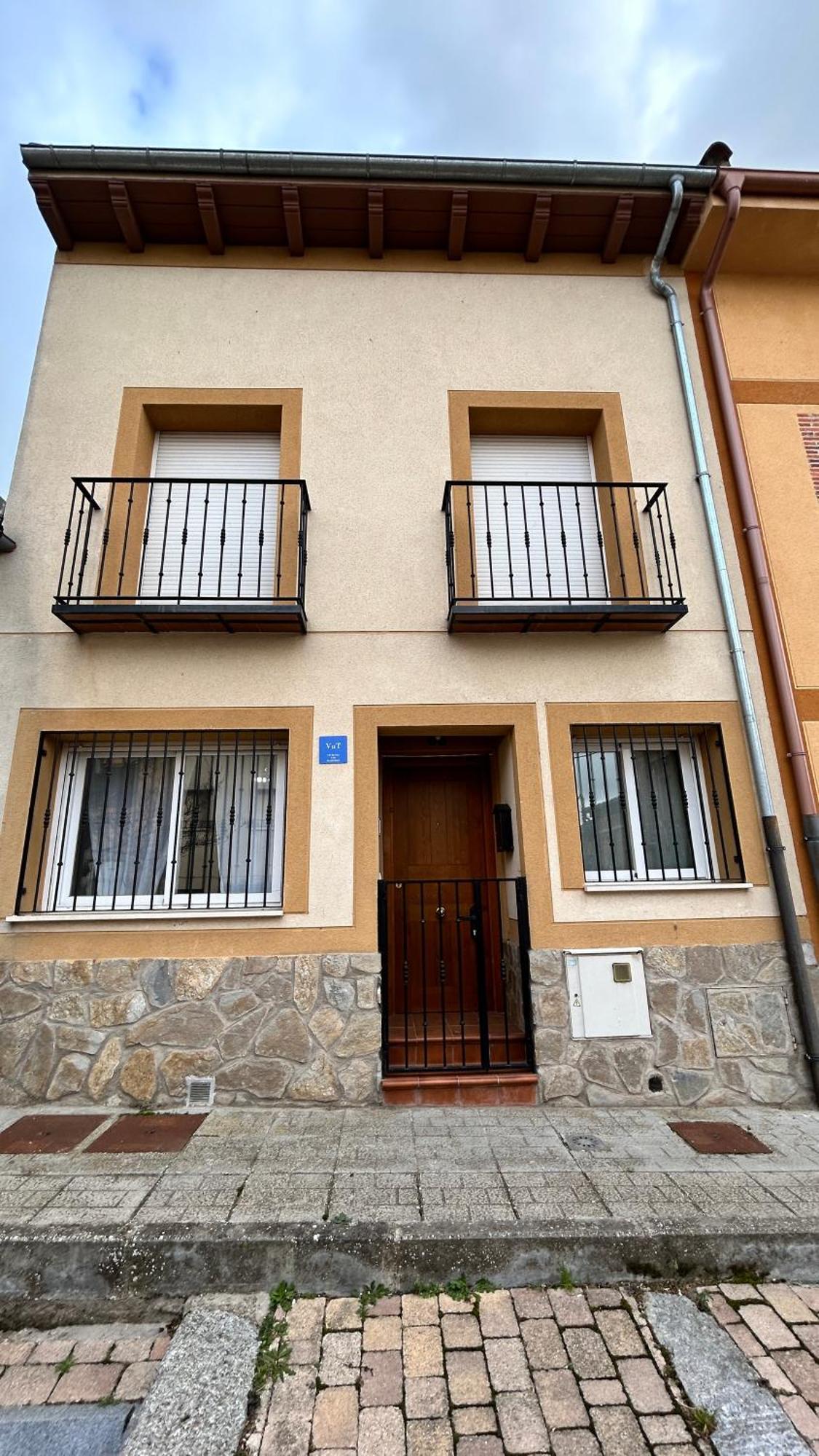 El Pajar Del Toro Villa San Cristobal de Segovia Luaran gambar